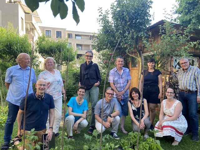 Der Vorstand des WWF Region Basel; hintere Reihe (von links): Jost Müller Vernier (Geschäftsführer), Brigitte Strondl, Dorothea de Gruyter, Thomas Haug, Fabienne Kim, Jürg Stähli (Vizepräsident); vordere Reihe: Harald Friedl, Véronique Andreoli und Claude Wyler (Copräsidium), Elisabeth Augstburger, Nora Kaiser-Hungerbühler (wissenschaftliche Mitarbeiterin). Nicht auf dem Bild: Bruno von Allmen, Dieter Burkhard, Eveline Rommerskirchen. Foto: Manon Vernier