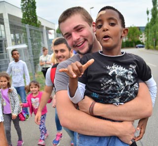 Aktion generation-f: Offene Türen für neue Freiwillige