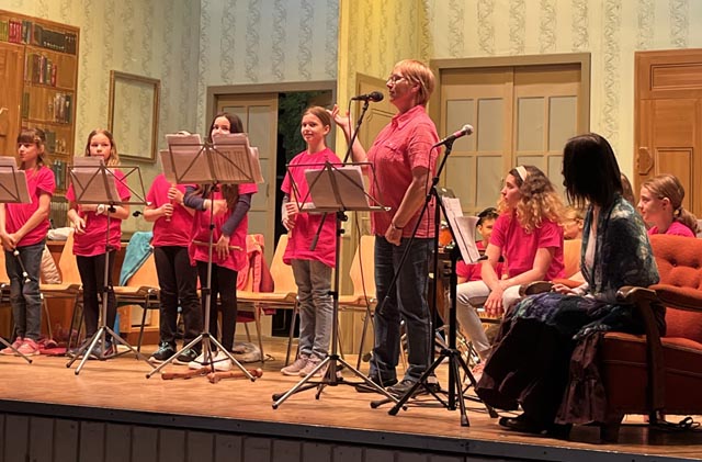 Die jungen Musiker der Musikschule Unteres Fricktal erzählten die Geschichte von «Nora & Poco». Foto: zVg