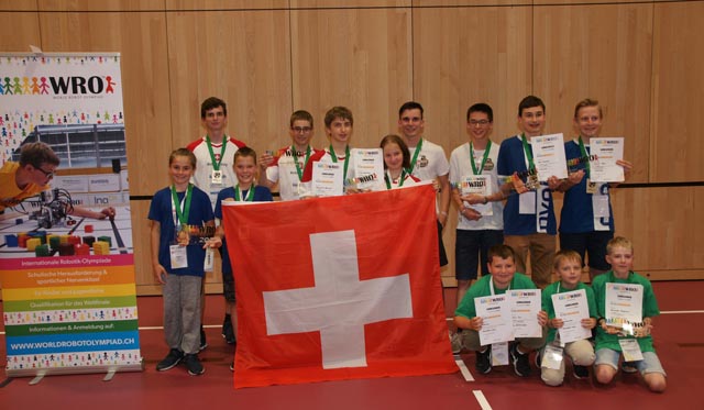 Ausnahmsweise dürfen dieses Jahr pro Altersklasse gleich zwei Teams an Weltfinale der WRO reisen. Foto: Herbert Wirz, WRO Schweiz